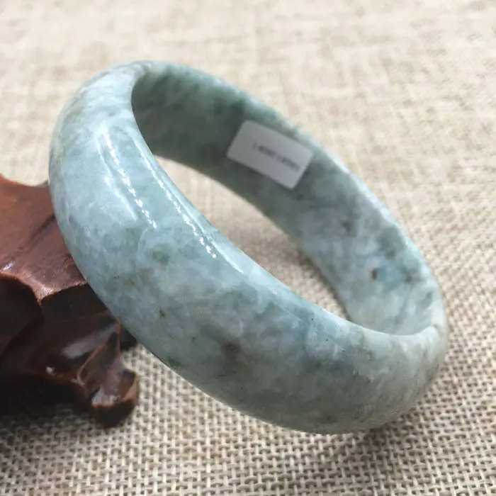 59mm Certified Grade A 100% Natural Green Jadeite Jade Gems Bracelet Bangle 6561
59mm Certified Grade A 100% Natural Green Jadeite Jade Gems Bracelet Bangle 6561