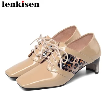 2019 popular leopard strange med heels lace up retro square toe European designer gorgeous pumps high quality leisure shoes L12
2019 popular leopard strange med heels lace up retro square toe European designer gorgeous pumps high quality leisure shoes L12