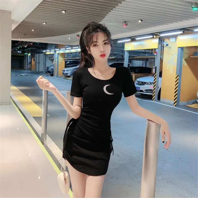 Fashion mini dress 2019 summer fashion white black Korean women's short-sleeved sexy dress
Fashion mini dress 2019 summer fashion white black Korean women's short-sleeved sexy dress