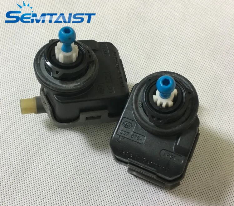 semtaist 2pcs Genuine OEM xenon headlight range adjusting motor leveling motor 007 878 007878-43 (USED)
semtaist 2pcs Genuine OEM xenon headlight range adjusting motor leveling motor 007 878 007878-43 (USED)