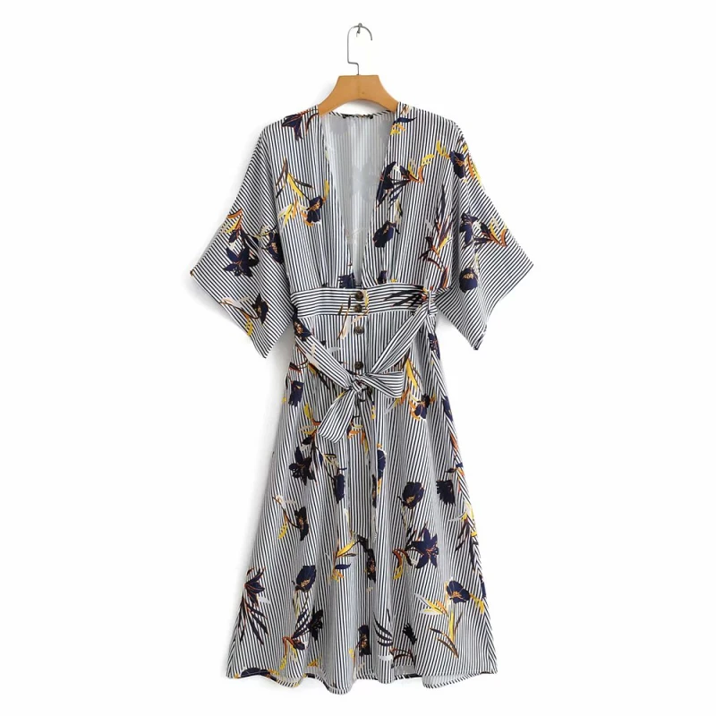 Vintage Flower Printed Embellissement Striped Dress Chic Stylish Women V-Neck Mid-Calf Short Sleeve Dresses Casual Vestidos
Vintage Flower Printed Embellissement Striped Dress Chic Stylish Women V-Neck Mid-Calf Short Sleeve Dresses Casual Vestidos