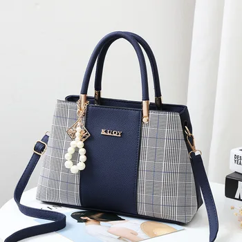 New Summer Luxury Handbags Women Bags Designer2019 Fashion Wild Handbag Ladies Port Wind Atmosphere Shoulder Messenger Bag
New Summer Luxury Handbags Women Bags Designer2019 Fashion Wild Handbag Ladies Port Wind Atmosphere Shoulder Messenger Bag
