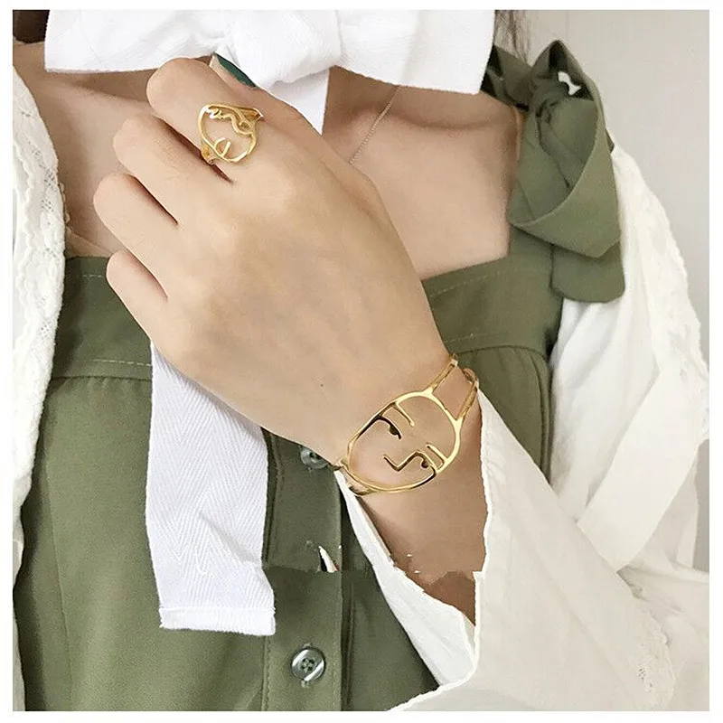 Timlee B013 Fashion Concise Human Face Abstract Outline Smiley Face Bangles/Ring,Jewelry Wholesale
Timlee B013 Fashion Concise Human Face Abstract Outline Smiley Face Bangles/Ring,Jewelry Wholesale