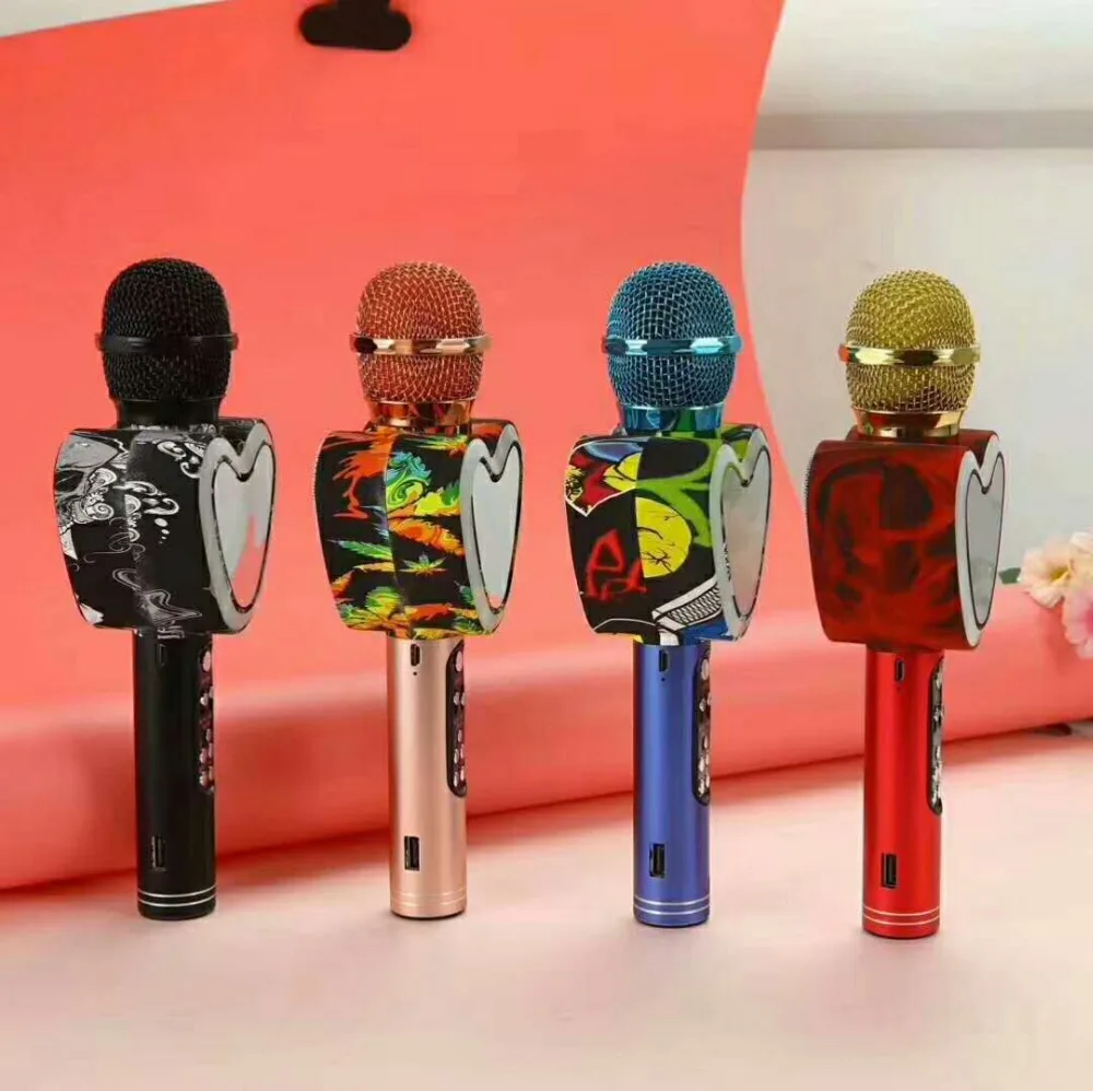 Portable Q5 Wireless Bluetooth Karaoke Handheld Microphone with LED Light Speaker Family KTV Karaoke Singing Recording Universal
Portable Q5 Wireless Bluetooth Karaoke Handheld Microphone with LED Light Speaker Family KTV Karaoke Singing Recording Universal