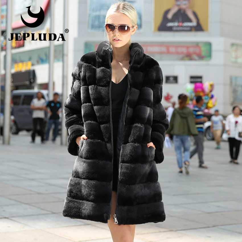 JEPLUDA Brand Real Natural Rex Rabbit Fur Coat Non Pruning Pure Zipper Long Real Fur Coat Women Thick Warm Genuine Fur Jacket
JEPLUDA Brand Real Natural Rex Rabbit Fur Coat Non Pruning Pure Zipper Long Real Fur Coat Women Thick Warm Genuine Fur Jacket