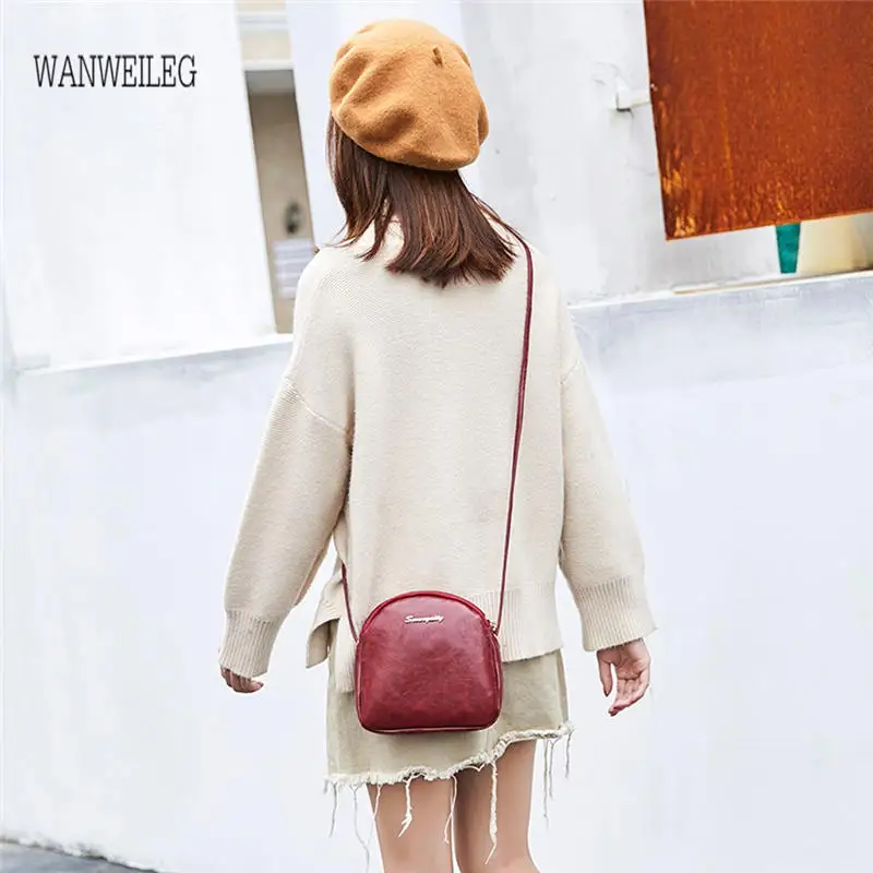 2019 New Fashion trend Lady Party Wallet Oil skin shoulder Messenger Bag Casual Mini Candy Bag diagonal cross-shell girl bag L*5
2019 New Fashion trend Lady Party Wallet Oil skin shoulder Messenger Bag Casual Mini Candy Bag diagonal cross-shell girl bag L*5