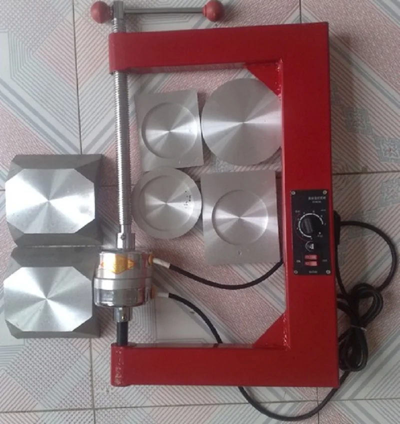 Big Vehicle Tire Vulcanizing Machine Tire Repair Tools With Good Six Moulds
Big Vehicle Tire Vulcanizing Machine Tire Repair Tools With Good Six Moulds