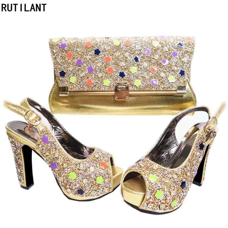Arrival Sales In Women Matching Shoes and Bag Set Decorated with Rhinestone Nigerian Women Wedding Shoes and Bag Set Party Shoes 
Arrival Sales In Women Matching Shoes and Bag Set Decorated with Rhinestone Nigerian Women Wedding Shoes and Bag Set Party Shoes