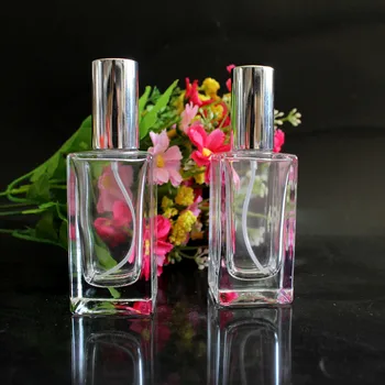 New simple style 30ML glass perfume spray bottle cosmetic dispensing nozzle 2pcs/lot
New simple style 30ML glass perfume spray bottle cosmetic dispensing nozzle 2pcs/lot