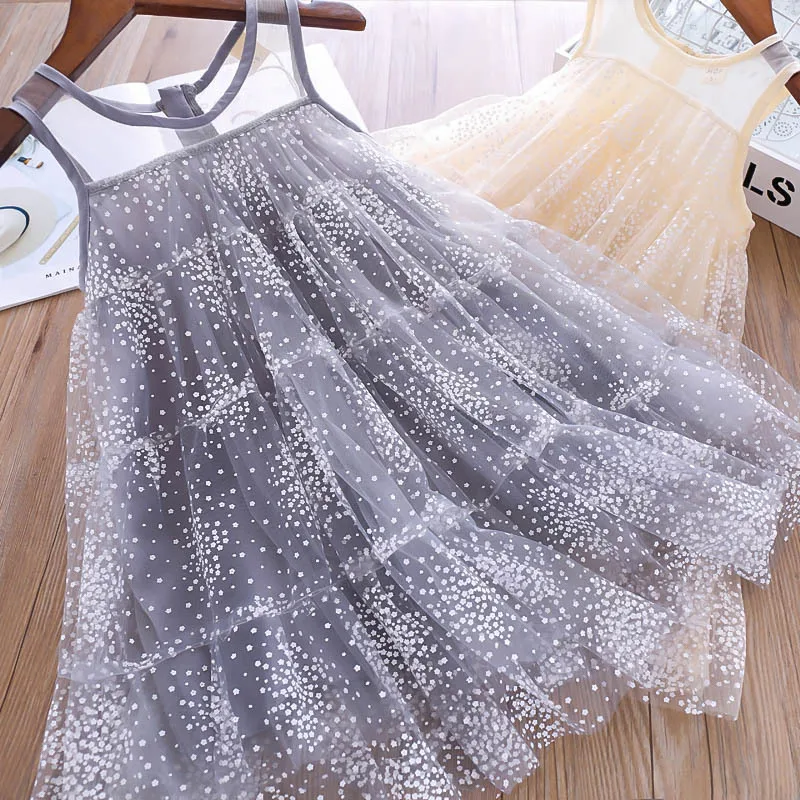 Lovely Baby Kids Girls Floral Tulle Western Princess Clothing Birthday Party Summer Cute Child Gray Beige Color Dresses
Lovely Baby Kids Girls Floral Tulle Western Princess Clothing Birthday Party Summer Cute Child Gray Beige Color Dresses