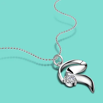 Female models silver pendant zircon inlaid design sterling silver necklace charm jewelry solid silver necklace birthday present
Female models silver pendant zircon inlaid design sterling silver necklace charm jewelry solid silver necklace birthday present
