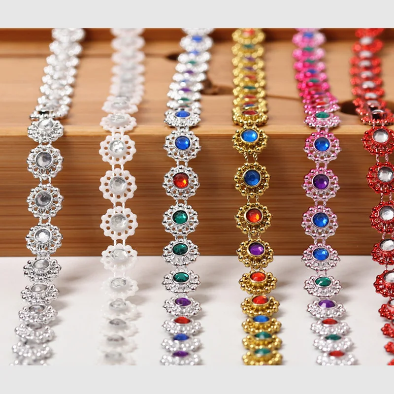 2 y/180cm Single row plum blossom Diamond mesh Wrap ribbon silver Rhinestone Roll Ribbon cake wedding party gift decoration 7D
2 y/180cm Single row plum blossom Diamond mesh Wrap ribbon silver Rhinestone Roll Ribbon cake wedding party gift decoration 7D