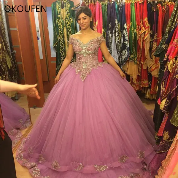 Quinceanera Dresses 2019 Masquerade Dusty Tulle Ball Gown vestido de 15 anos de debutante Sweet 16 Dresses Princess ballkleid
Quinceanera Dresses 2019 Masquerade Dusty Tulle Ball Gown vestido de 15 anos de debutante Sweet 16 Dresses Princess ballkleid