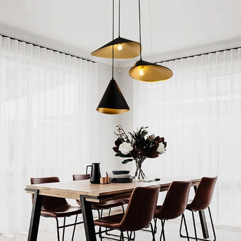 Modern minimalist single head chandelier art for restaurant decoration LED black metal paint E27 lighting free combination
Modern minimalist single head chandelier art for restaurant decoration LED black metal paint E27 lighting free combination