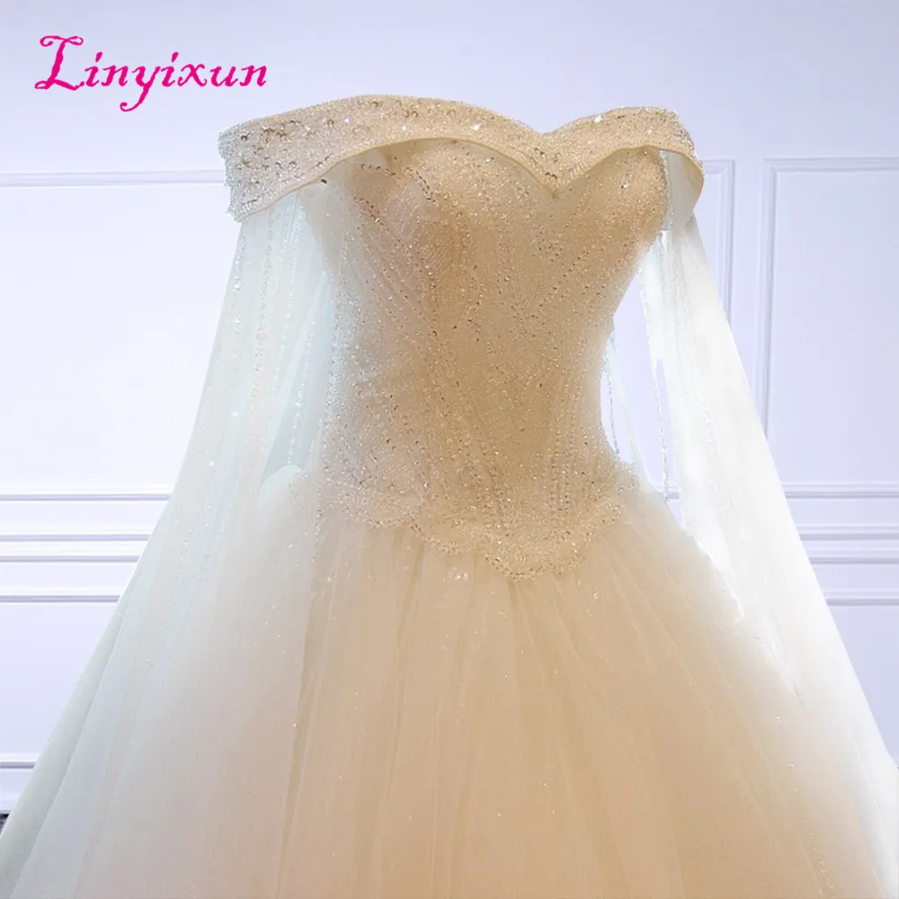 Linyixun Luxury A Line High-grade Wedding Dress Crystal Beaded Lace Bride Princess Embroidery Sweetheart Wedding Dresses 2018
Linyixun Luxury A Line High-grade Wedding Dress Crystal Beaded Lace Bride Princess Embroidery Sweetheart Wedding Dresses 2018