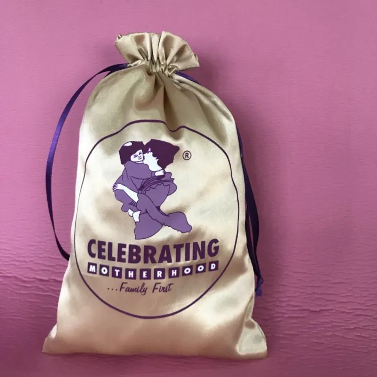Silk bags Jewelry Satin Bag Product Packaging Pouches Custom Logo Drawstring Bags Wholesale
Silk bags Jewelry Satin Bag Product Packaging Pouches Custom Logo Drawstring Bags Wholesale