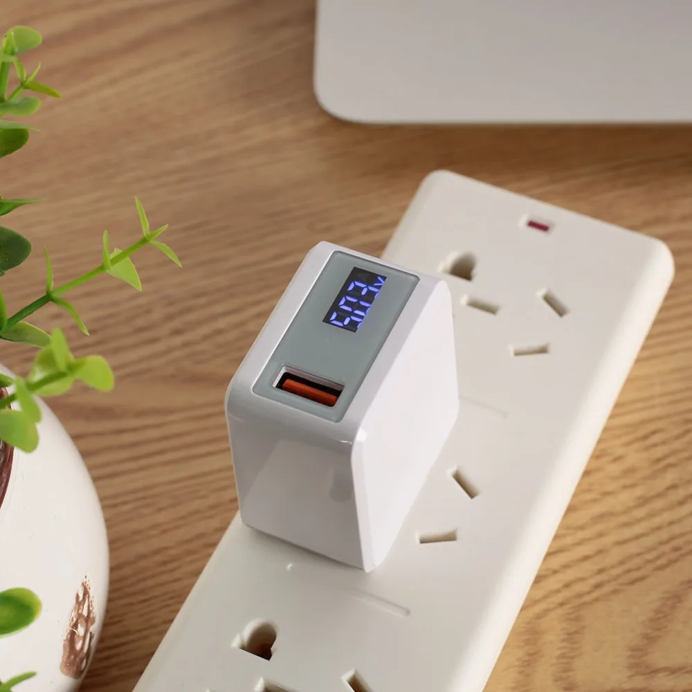 Universal QC3.0 USB Charger 18W Quick Charge 3.0 Fast Adapter with LED Screen Travel Wall Charger For Huawei Xiaomi iPhone
Universal QC3.0 USB Charger 18W Quick Charge 3.0 Fast Adapter with LED Screen Travel Wall Charger For Huawei Xiaomi iPhone