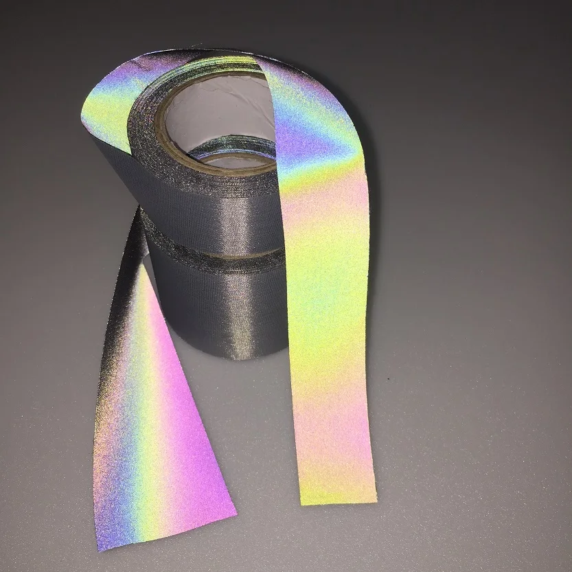 Iridescence Reflective Fashion Fluorescent Magic Color Cloth Variable Color Brilliant Reflecting Light Fiber Fabric
Iridescence Reflective Fashion Fluorescent Magic Color Cloth Variable Color Brilliant Reflecting Light Fiber Fabric