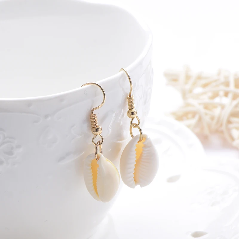 2019 Fashion Women Simple Pearl Drop Earrings Summer Boho Jewelry Handmade Natural Sea Shell Earrings For Girls
2019 Fashion Women Simple Pearl Drop Earrings Summer Boho Jewelry Handmade Natural Sea Shell Earrings For Girls