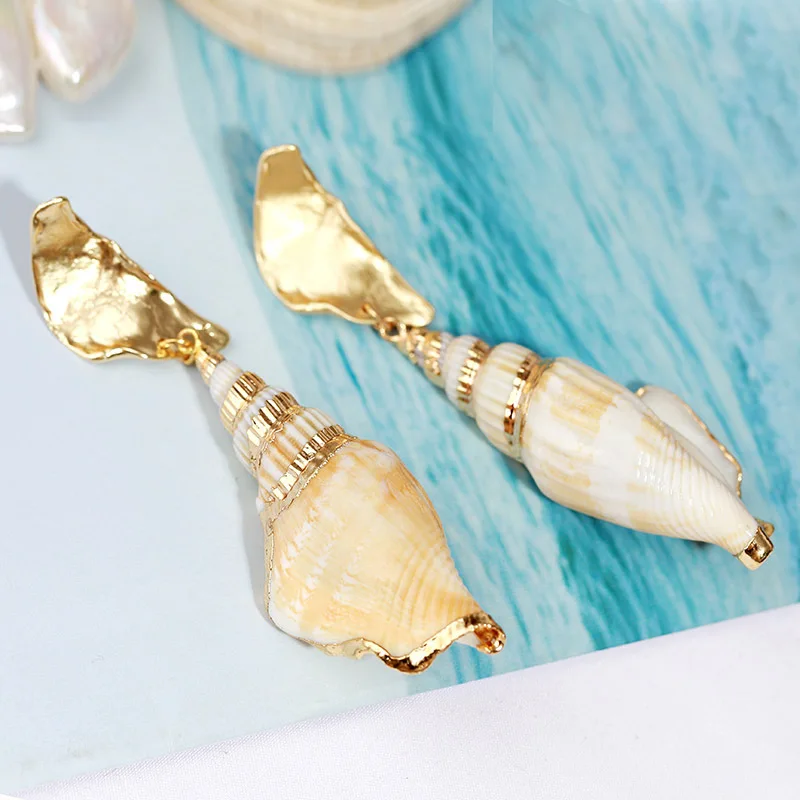 Women Summer Beach Holiday Long Shell Earrings With Geometric Irregularities And Alloy Conch Drop Earrings
Women Summer Beach Holiday Long Shell Earrings With Geometric Irregularities And Alloy Conch Drop Earrings