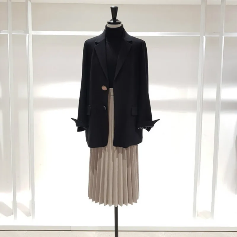 Spring and autuml 2019 new Korean fashion single row button chic small women's blazer jacket with loose casual suit
Spring and autuml 2019 new Korean fashion single row button chic small women's blazer jacket with loose casual suit
