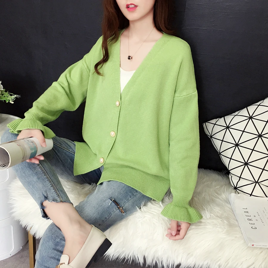 Korean Loose Women Sweater 2019 Autumn Winter Warm Cardigan Women Long Sleeve Knitted Casual Tops Femme Outwear Sweater Coats
Korean Loose Women Sweater 2019 Autumn Winter Warm Cardigan Women Long Sleeve Knitted Casual Tops Femme Outwear Sweater Coats