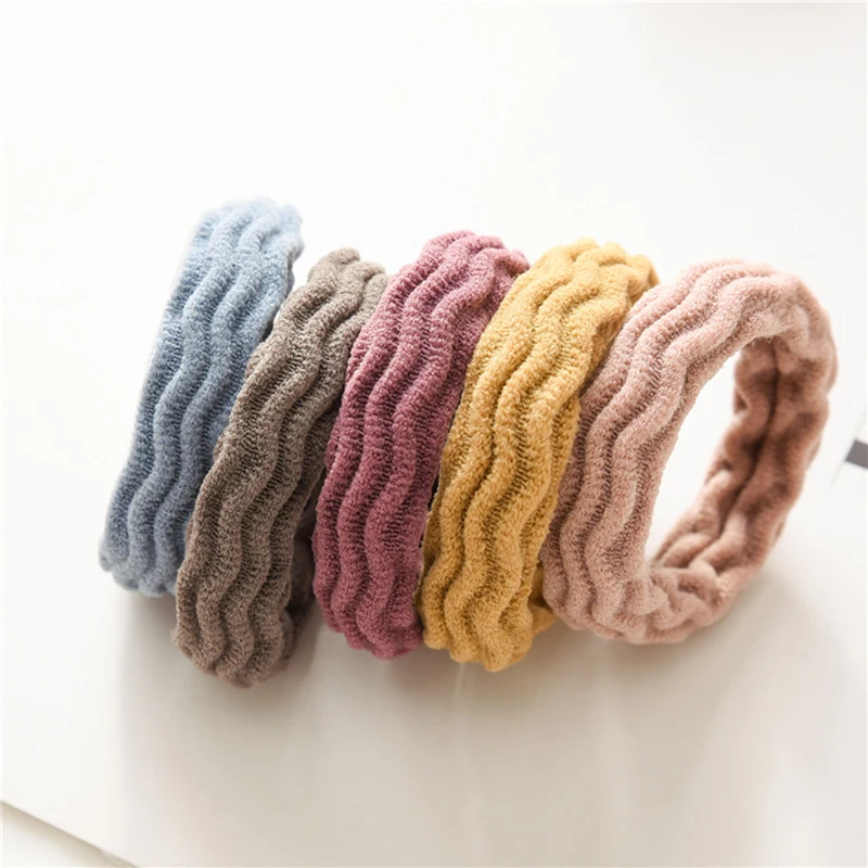 Hot 5pcs/pack Ladies Scrunchie Women Girls Elastic Hair Rubber Bands Accessories Gum Tie Hair Ring Rope Ponytail Holder
Hot 5pcs/pack Ladies Scrunchie Women Girls Elastic Hair Rubber Bands Accessories Gum Tie Hair Ring Rope Ponytail Holder