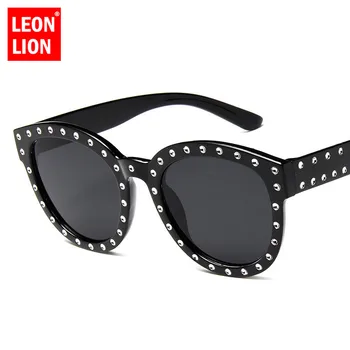 LeonLion 2019 Shopping Sunglasses Women Vintage Classic Sun Glasses Travel UV400 Brand Design Lunette De Soleil Femme
LeonLion 2019 Shopping Sunglasses Women Vintage Classic Sun Glasses Travel UV400 Brand Design Lunette De Soleil Femme