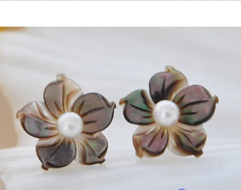 00 FREE SHIPPING dWOW Hand Carved 15mm abalone shell flower pearl 925silver stud earring A0422
00 FREE SHIPPING dWOW Hand Carved 15mm abalone shell flower pearl 925silver stud earring A0422