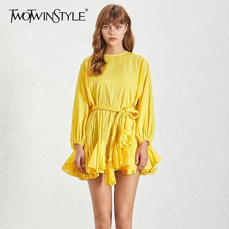 TWOTWINSTYLE O Neck Long Sleeve Summer A Line Women Dress High Waist Bandage Bow Slim Mini Solid Dresses Ladies Fashion New 2020
TWOTWINSTYLE O Neck Long Sleeve Summer A Line Women Dress High Waist Bandage Bow Slim Mini Solid Dresses Ladies Fashion New 2020