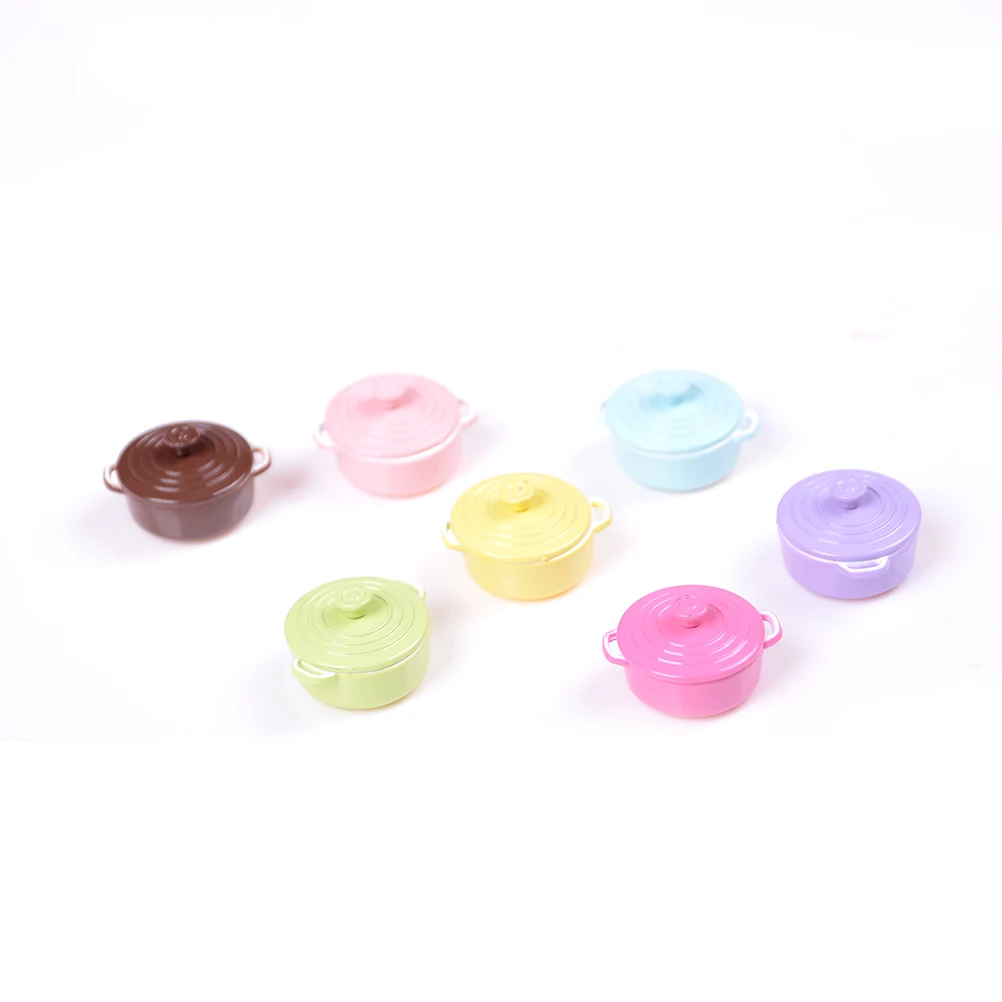 Play Kitchen Toy 1:12 Dollhouse Miniature Kitchen Utensils Cooking Ware Mini Pot Boiler Pan with Lid Doll house Accessories 1pcs
Play Kitchen Toy 1:12 Dollhouse Miniature Kitchen Utensils Cooking Ware Mini Pot Boiler Pan with Lid Doll house Accessories 1pcs