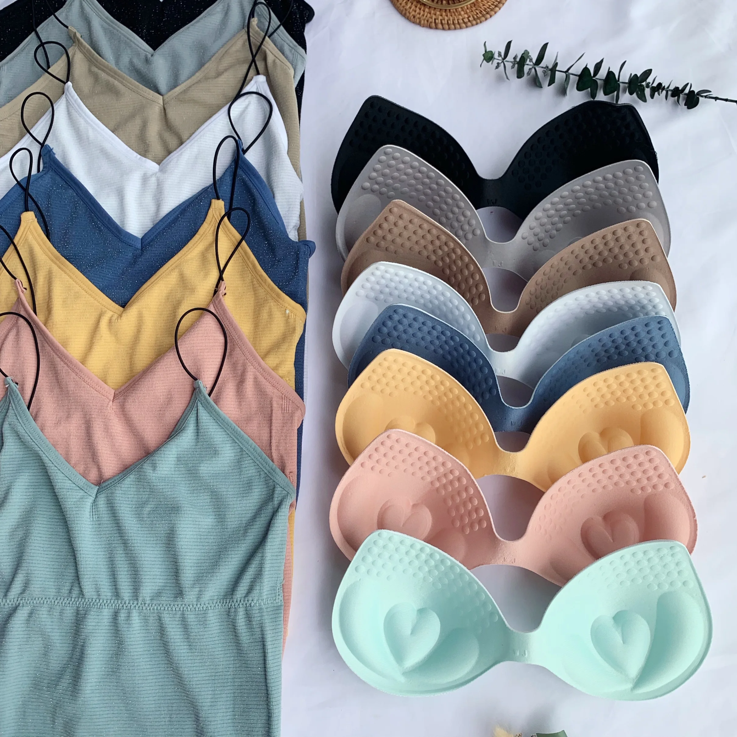 Girls Sexy Slim Short Camis Tops With Pads Women Spaghetti Straps Padding Camisole Crop Tops For Female
Girls Sexy Slim Short Camis Tops With Pads Women Spaghetti Straps Padding Camisole Crop Tops For Female