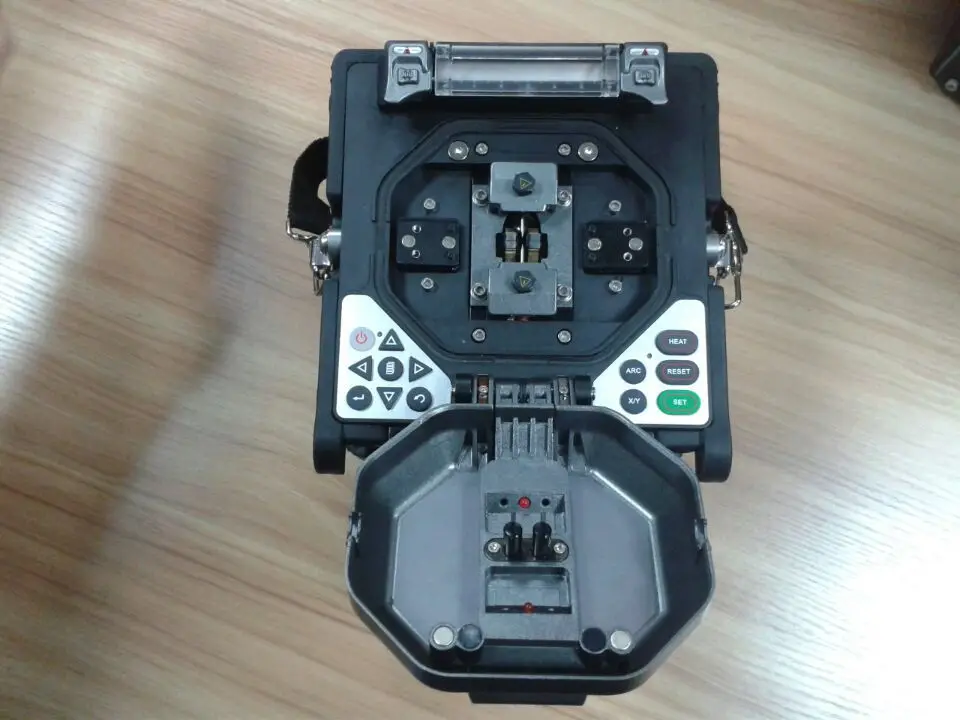 Ruiyan RY-F600P FTTH Fiber Optic Splicing Machine Fusion Splicer Digital Fusion Splicer
Ruiyan RY-F600P FTTH Fiber Optic Splicing Machine Fusion Splicer Digital Fusion Splicer