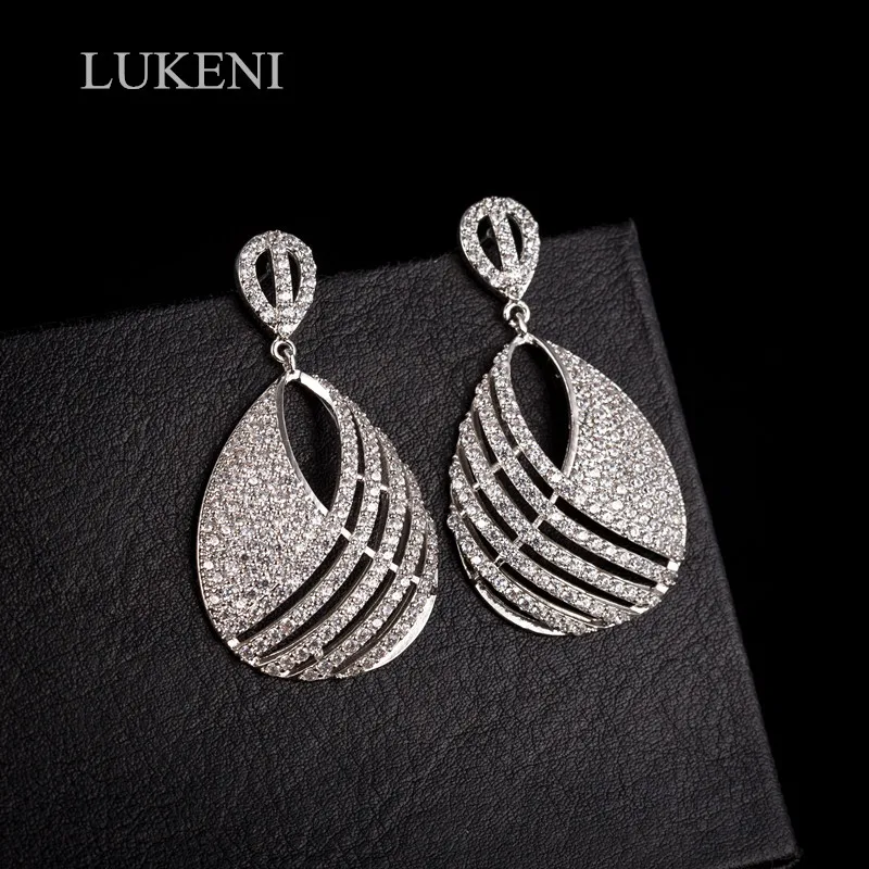 LUKENI High Quality Retro White Color Cubic Zirconia Geometric Irregular Large Earrings For Bride wedding Jewellery
LUKENI High Quality Retro White Color Cubic Zirconia Geometric Irregular Large Earrings For Bride wedding Jewellery