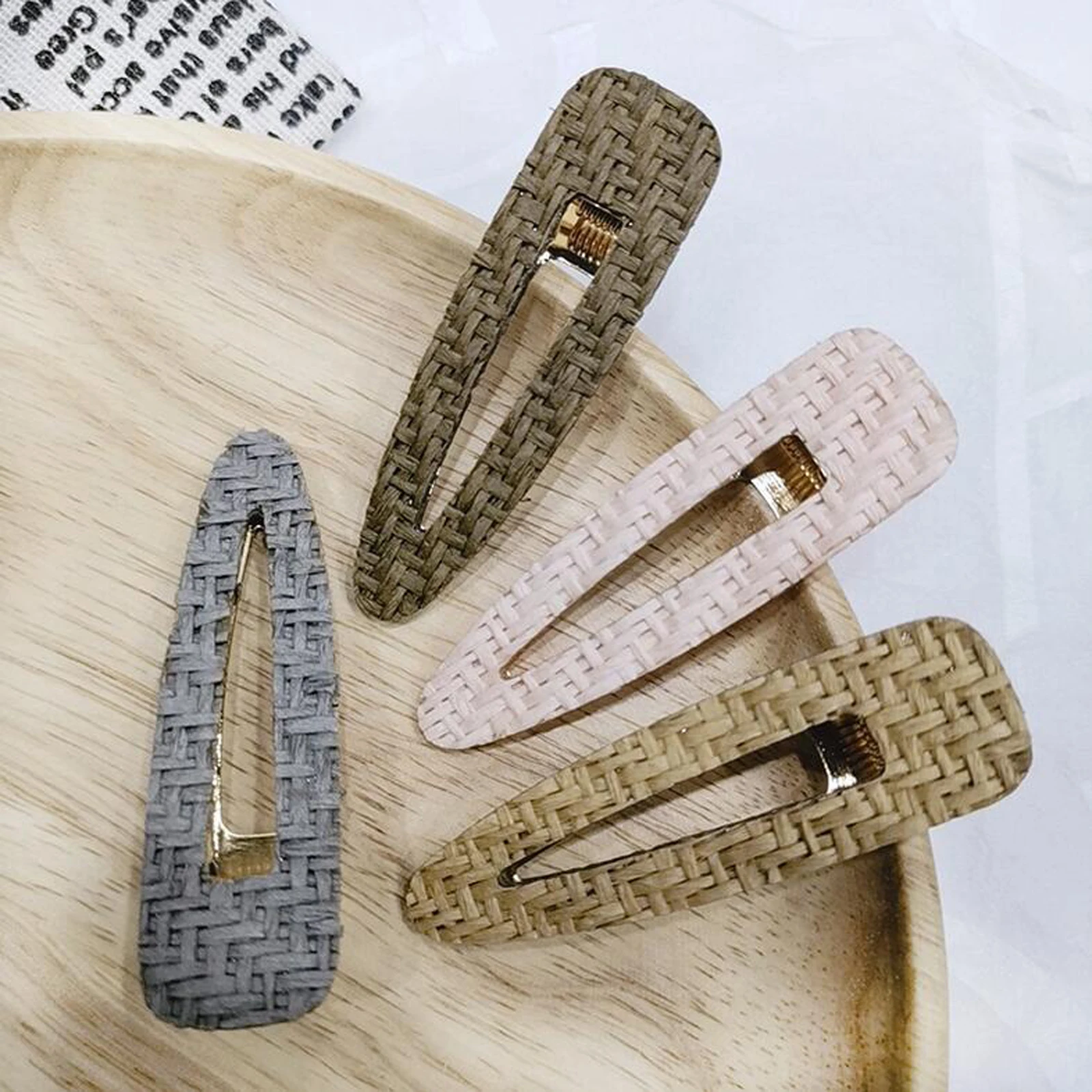 New Fashion Hairpins Adult Girls Lovely Straw Hair Clips Women 1PCS Water Drop Barrette Hair Pin Hair Accessories For Girls
New Fashion Hairpins Adult Girls Lovely Straw Hair Clips Women 1PCS Water Drop Barrette Hair Pin Hair Accessories For Girls