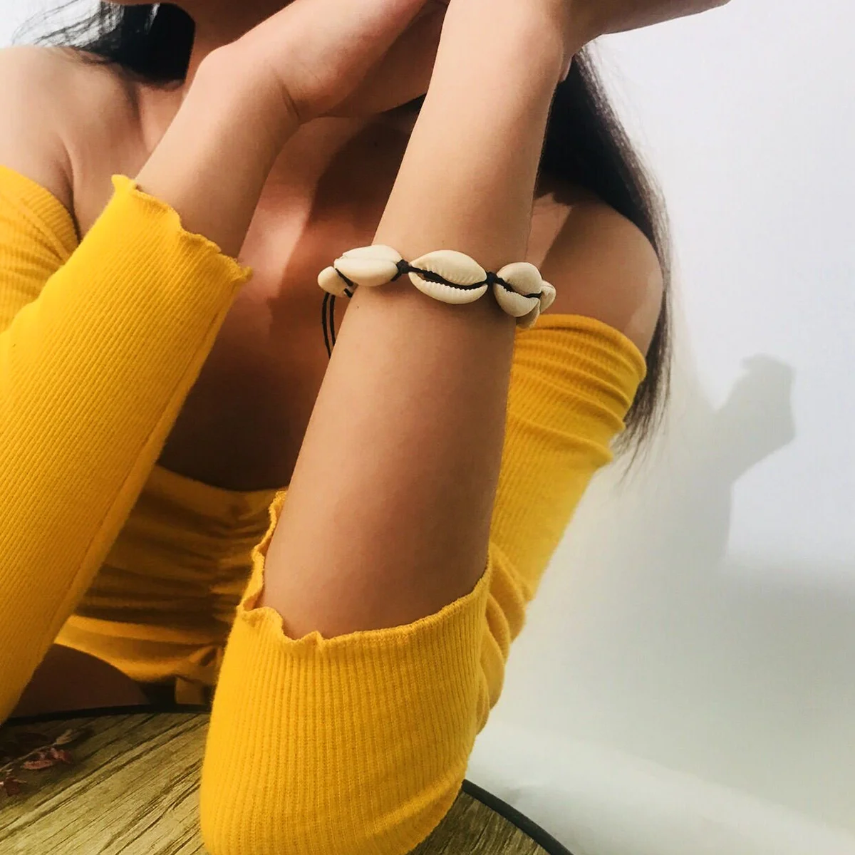 Boho Women Shells Bracelets Natural Sea Shell Beads Bracelet Bangles Adjustable Pearl Rope Delicate Hand Jewelry Beach Girl Gift
Boho Women Shells Bracelets Natural Sea Shell Beads Bracelet Bangles Adjustable Pearl Rope Delicate Hand Jewelry Beach Girl Gift