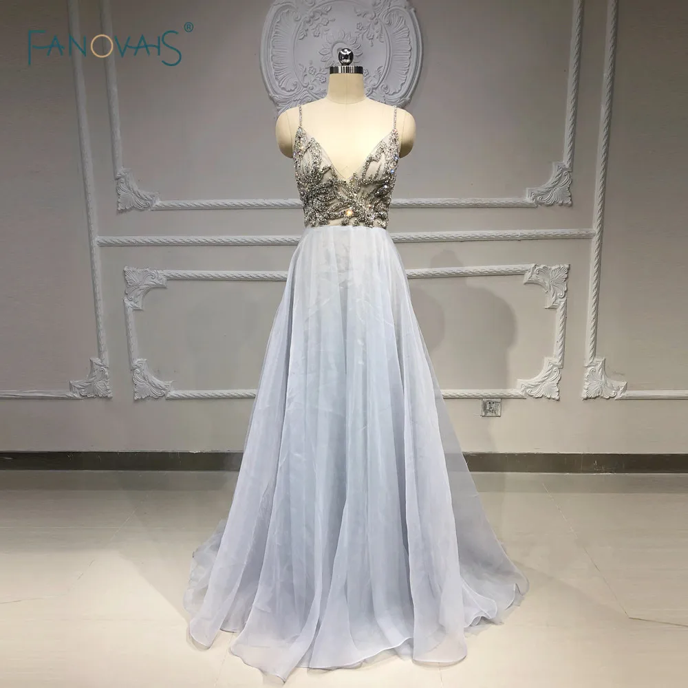 Sparkly Evening Dresses Long V-Neck A-Line Organza Prom Dress 2018 Crystal Beaded Evening Gown Vestido de Fiesta NE18
Sparkly Evening Dresses Long V-Neck A-Line Organza Prom Dress 2018 Crystal Beaded Evening Gown Vestido de Fiesta NE18