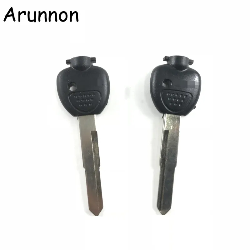 Arunnon Motorcycle Blank Key Uncut Blade For Yamaha MAJESTY 400 MAJESTY 250 YP2 YP3
Arunnon Motorcycle Blank Key Uncut Blade For Yamaha MAJESTY 400 MAJESTY 250 YP2 YP3