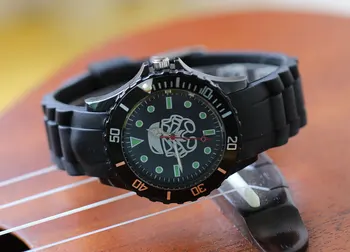 Black personality cartoon print children watch fashion boy girl quartz silicone clock Kids Lovely Cartoon Watch Clock de reloj
Black personality cartoon print children watch fashion boy girl quartz silicone clock Kids Lovely Cartoon Watch Clock de reloj