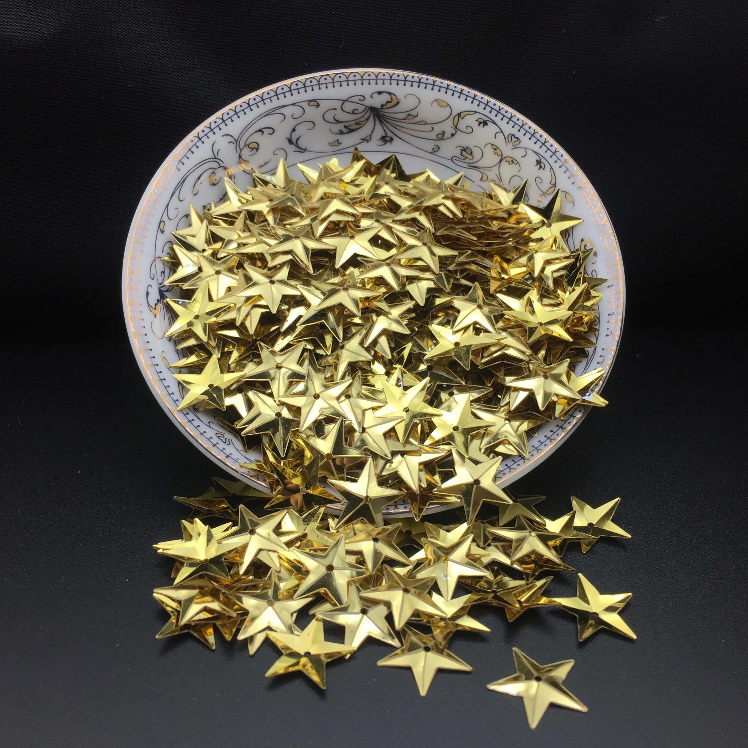 50g/lot 15mm Star Sequins Cup Loose Paillettes Wedding Crafts Kids DIY Accessories With 1 Middle Hole Light Gold Confetti
50g/lot 15mm Star Sequins Cup Loose Paillettes Wedding Crafts Kids DIY Accessories With 1 Middle Hole Light Gold Confetti