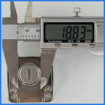 5 pcs 40mm * 40mm base hot sale zinc alloy garderobe drawer lock with different keys
5 pcs 40mm * 40mm base hot sale zinc alloy garderobe drawer lock with different keys