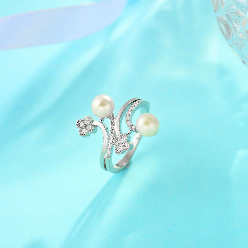 QGGLE Fashion High Quality Copper AAA Zircon Simulated Pearl Rings for Women Silver Color Female Finger Ring Jewelry
QGGLE Fashion High Quality Copper AAA Zircon Simulated Pearl Rings for Women Silver Color Female Finger Ring Jewelry