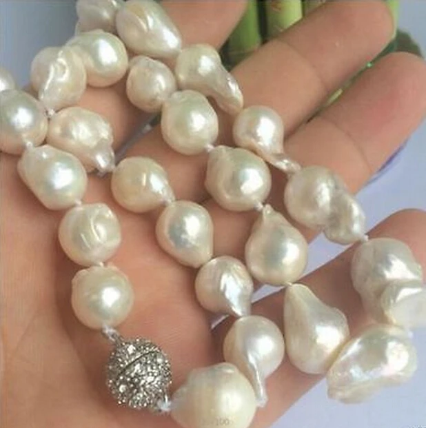 Hot sell -NEW 10-16mm SOUTH SEA WHITE BAROQUE PEARL NECKLACE 18" -Bridal jewelry free shipping
Hot sell -NEW 10-16mm SOUTH SEA WHITE BAROQUE PEARL NECKLACE 18" -Bridal jewelry free shipping