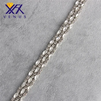 XINFANGXIU Wholesale glass crystal diamante clear rhinestone trim Chain Crystal Banding Bridal Applique For Wedding Dress
XINFANGXIU Wholesale glass crystal diamante clear rhinestone trim Chain Crystal Banding Bridal Applique For Wedding Dress