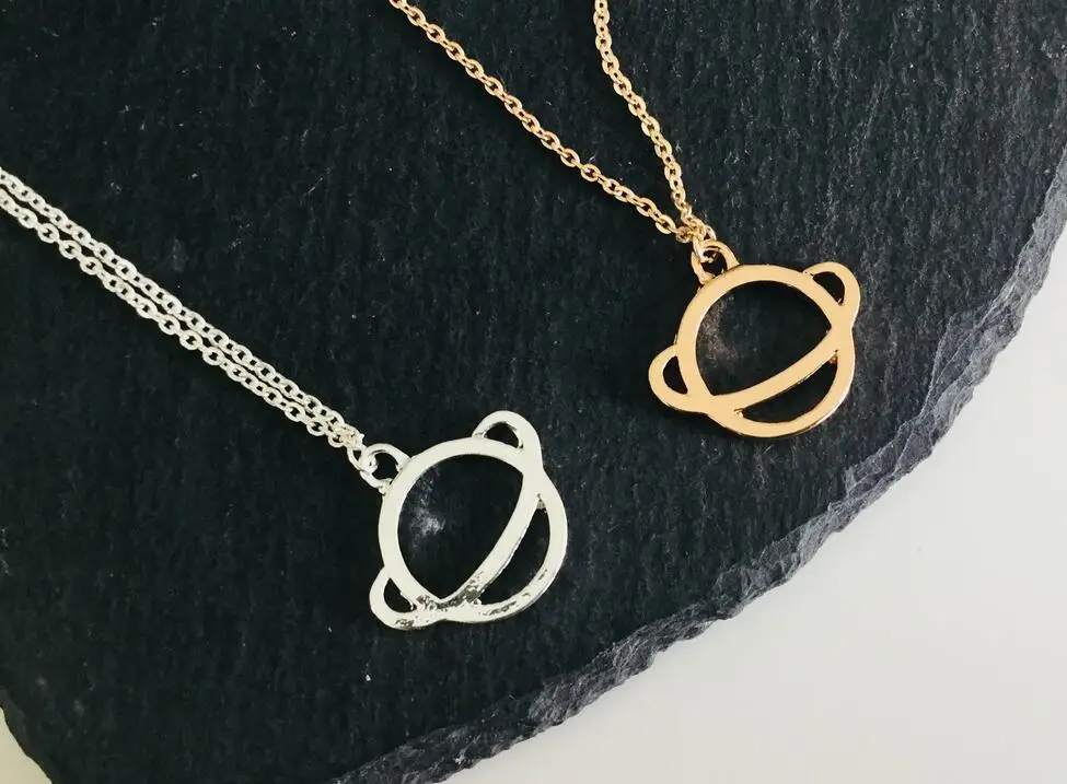 Saturn necklace , planet pendant , planet jewelry , Saturn pendant , space necklace , astronomers gift , solar system jewelry