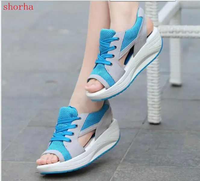 Fashion Summer Women's Sandals Casual Sport Mesh Breathable Shoes Women Ladies flats shoes Lace Platform Sandalias Large size
Fashion Summer Women's Sandals Casual Sport Mesh Breathable Shoes Women Ladies flats shoes Lace Platform Sandalias Large size