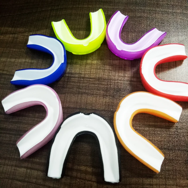 Mouth guard Silicone double side Gum Shield Grinding Teeth Protector For Boxing MMA Basketball Football taekwondo Muay Thai
Mouth guard Silicone double side Gum Shield Grinding Teeth Protector For Boxing MMA Basketball Football taekwondo Muay Thai