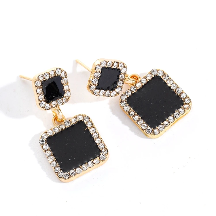 Korean Wholesale Vintage Crystal Earrings Trendy Statement Geometric Square Pendant Dangle Drop Earring for Women Luxury Jewelry
Korean Wholesale Vintage Crystal Earrings Trendy Statement Geometric Square Pendant Dangle Drop Earring for Women Luxury Jewelry