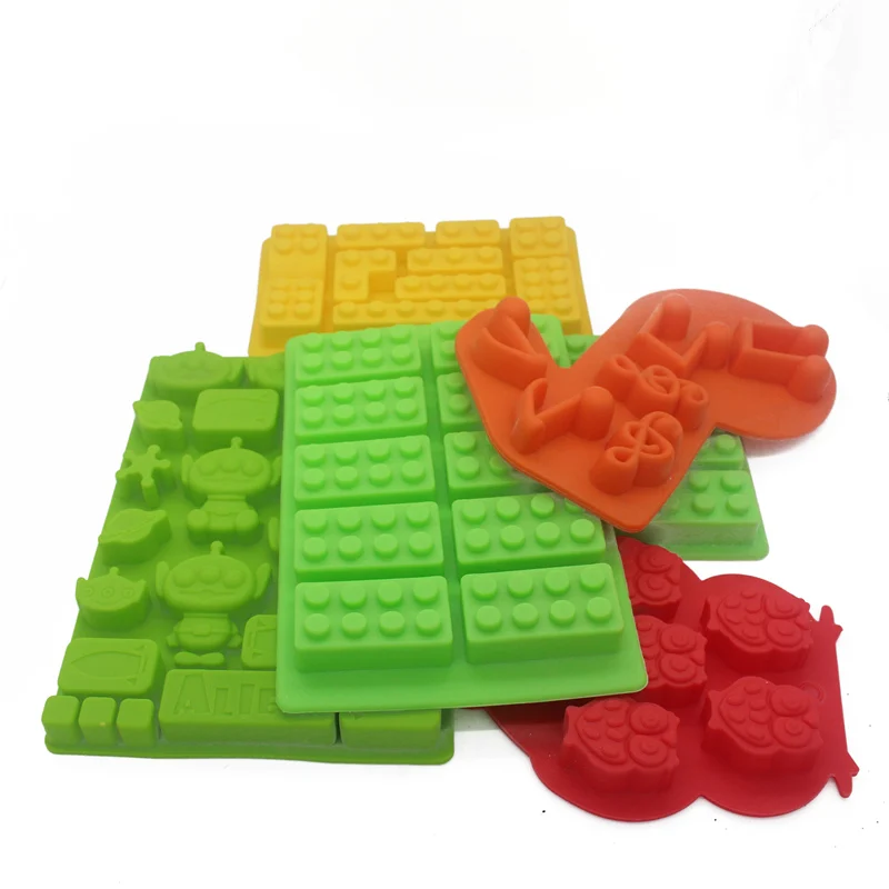 1 Piece Building Brick Ice Mold Multi-size Minifigure Silicone Ice Tray Candy Mold Cartoon Baking Moulds
1 Piece Building Brick Ice Mold Multi-size Minifigure Silicone Ice Tray Candy Mold Cartoon Baking Moulds