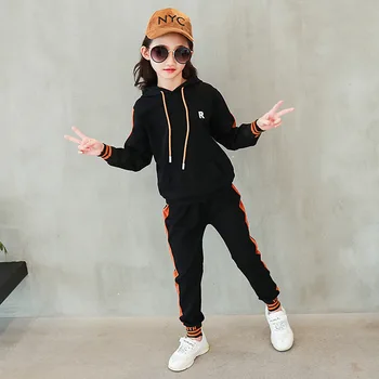 Girl Suit New Pattern Autumn Children Long Sleeve Even Hat Jacket Leisure Time Pants Twinset
Girl Suit New Pattern Autumn Children Long Sleeve Even Hat Jacket Leisure Time Pants Twinset